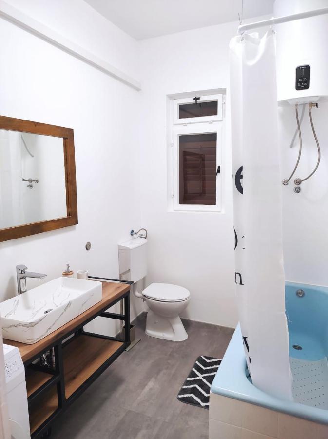 Apartment Ivano Vodice Bagian luar foto