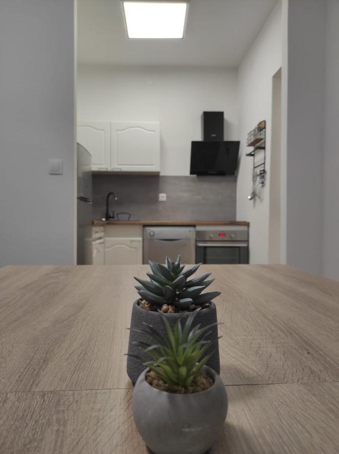 Apartment Ivano Vodice Bagian luar foto