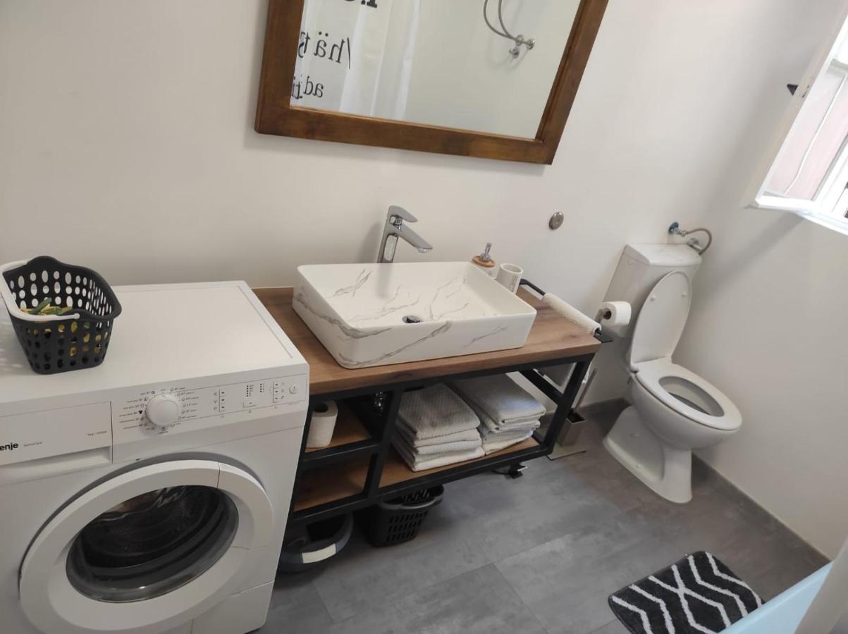 Apartment Ivano Vodice Bagian luar foto