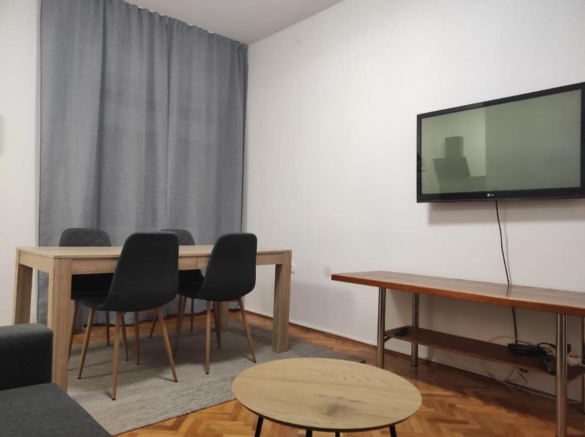 Apartment Ivano Vodice Bagian luar foto