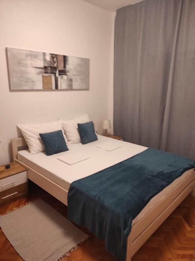 Apartment Ivano Vodice Bagian luar foto