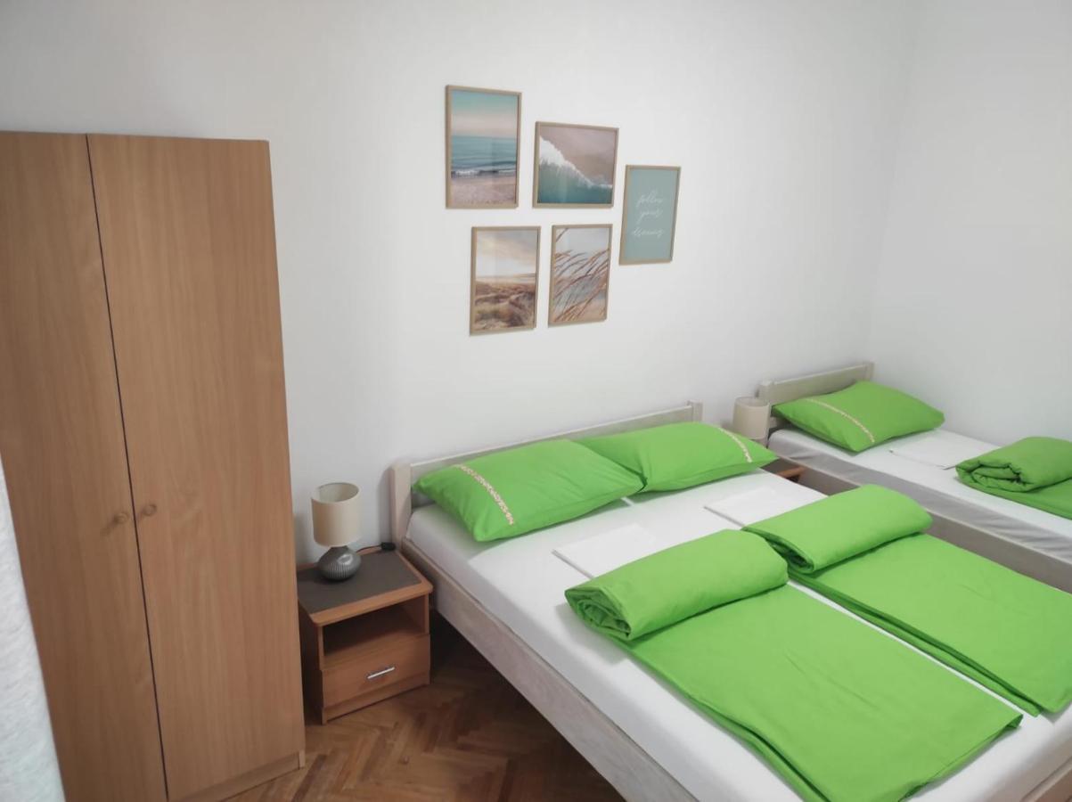Apartment Ivano Vodice Bagian luar foto